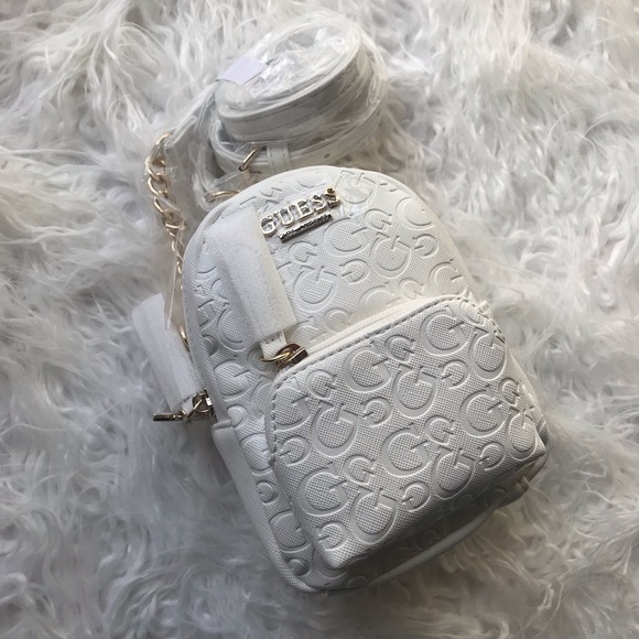 ❌LIMITED❌ 1 LEFT ❌ white mini backpack crossbody - Picture 5 of 8